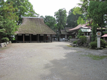 神輿はこうして山へ上げる