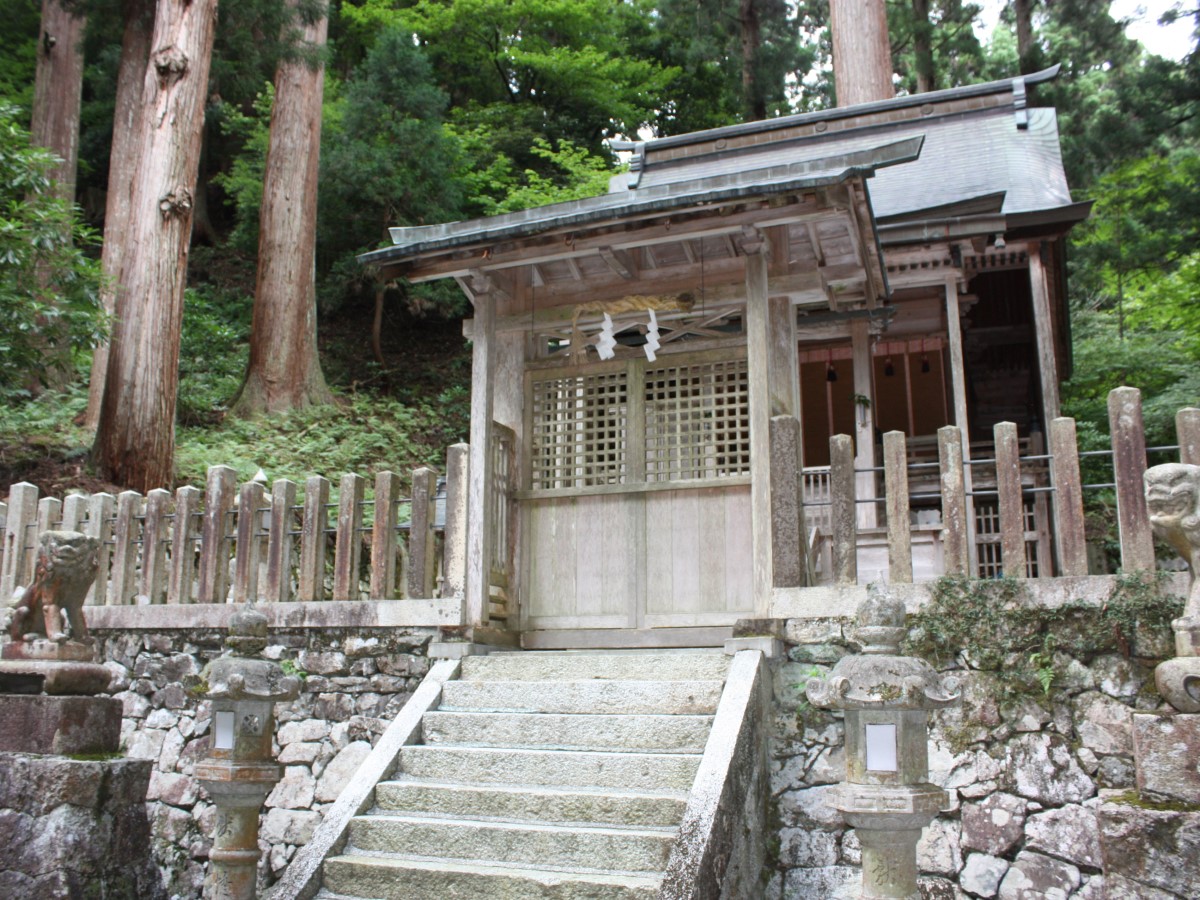 大皇器地租神社