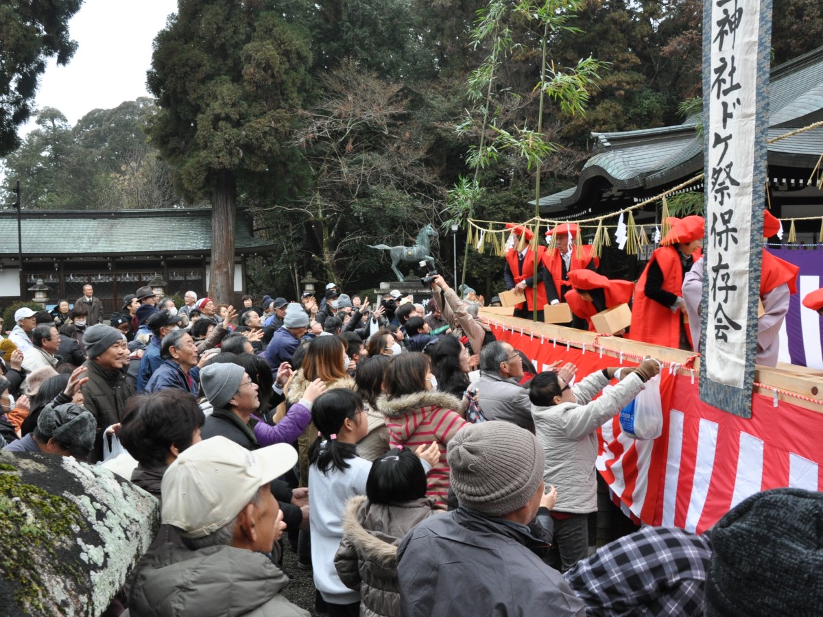 押立祭りとドケ祭り