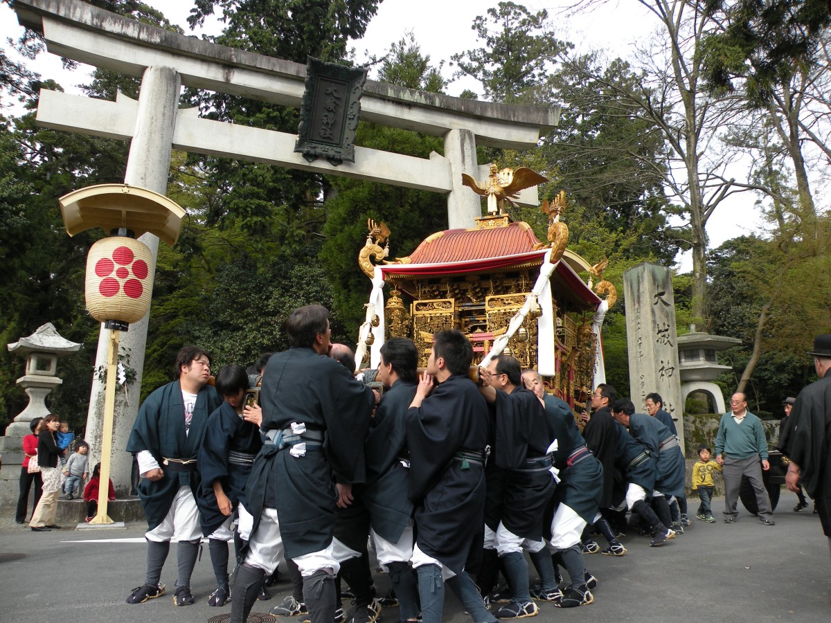 五箇まつり（金堂町）