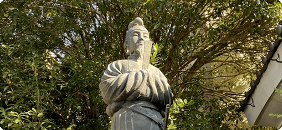 聖徳太子の銅像
